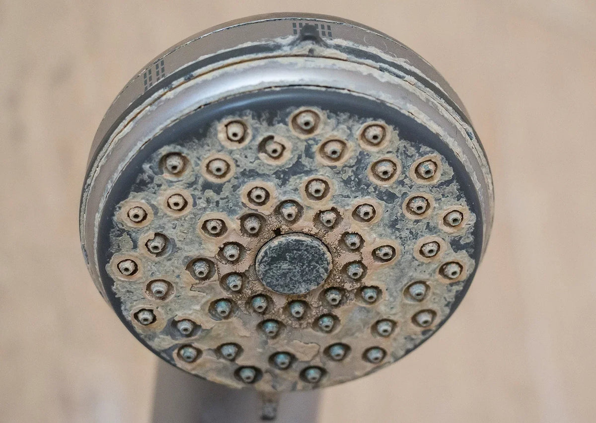 Kalkentfernung – die Anleitung zu kalkfreiem Wasser