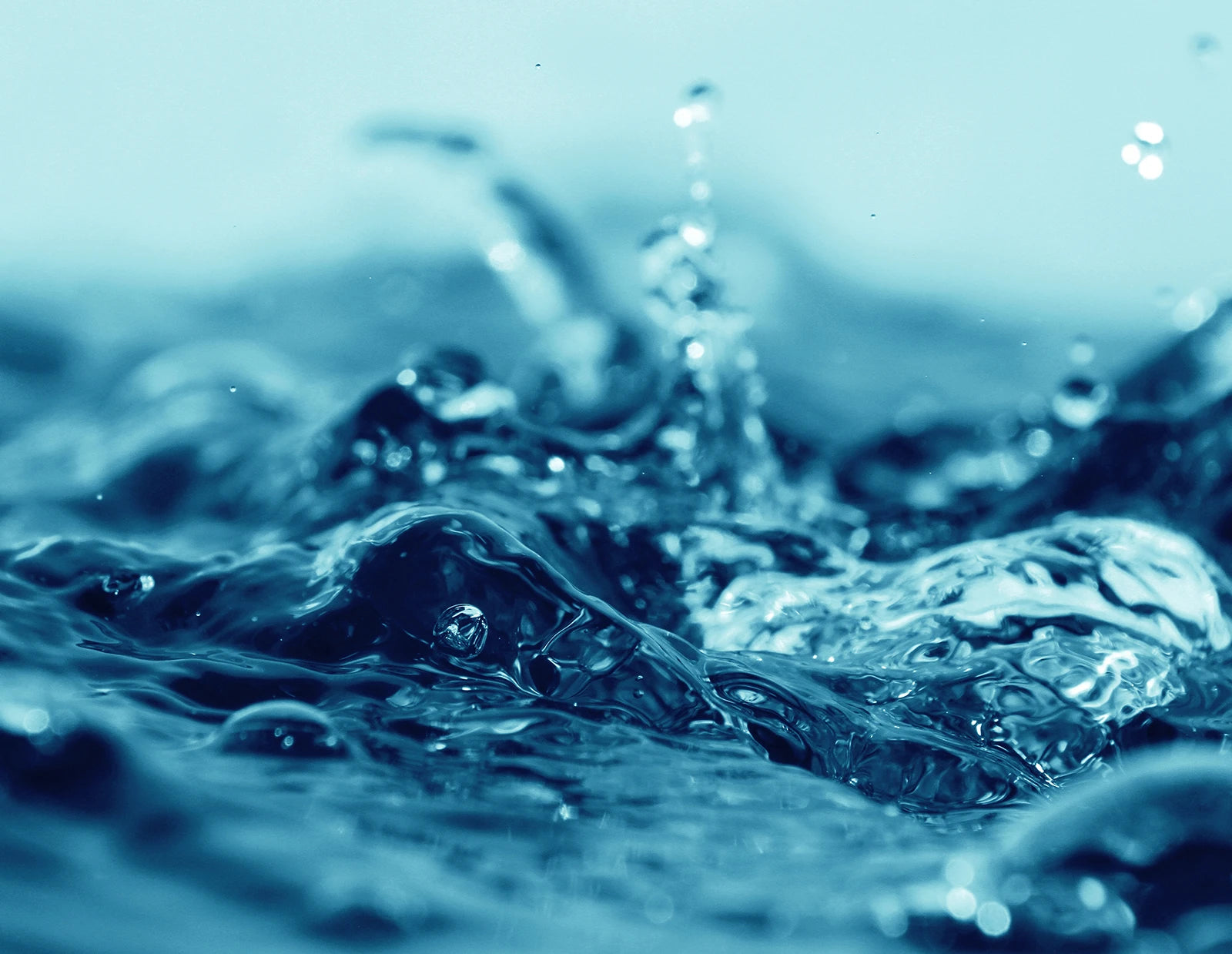 Was hat es mit „lebendigem Wasser“ auf sich? – Die wichtigsten Fakten