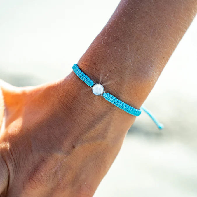 4Ocean Armband Plastics are Forever